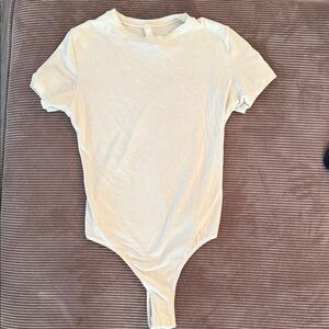 Skims Cream Tshirt Bodysuit